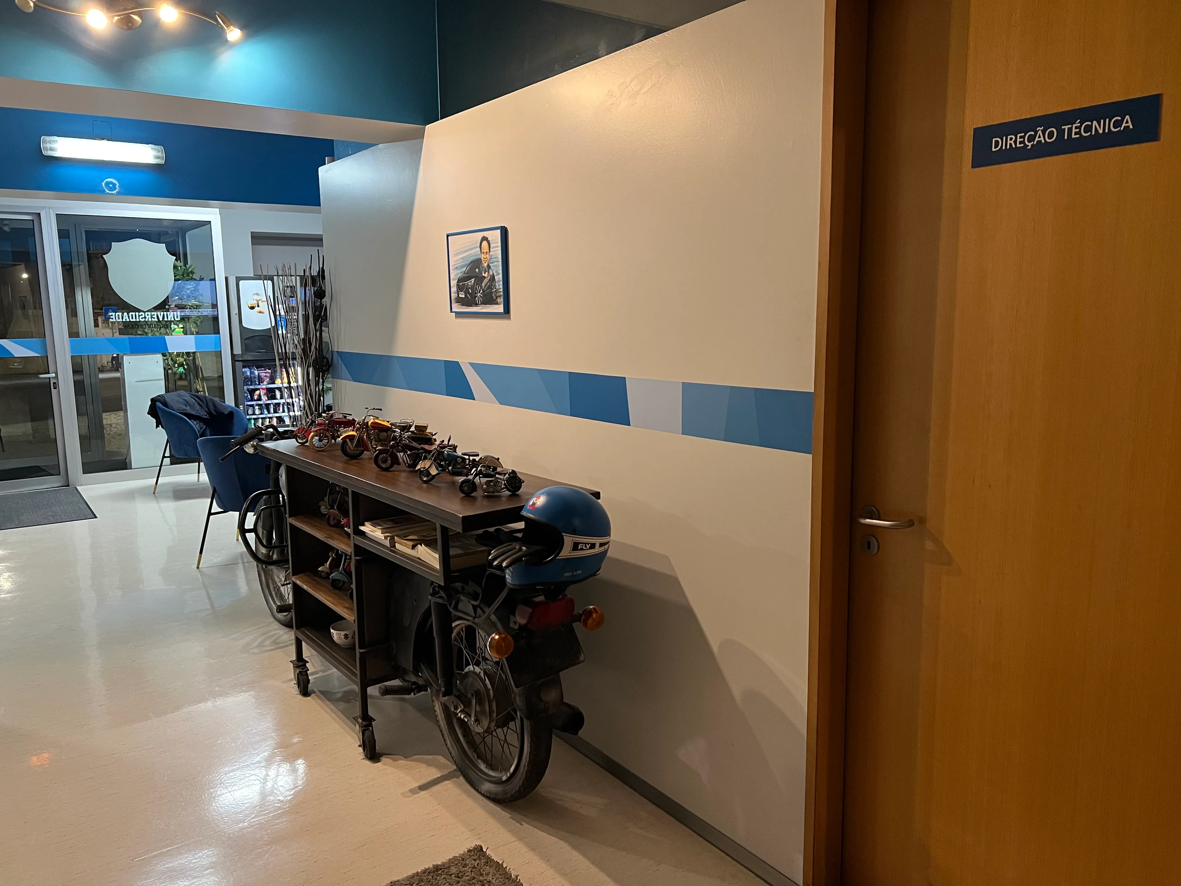 Escola Universidade - escola de condução em Coimbra